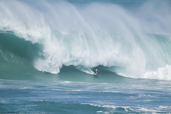 surfing eddie aikau